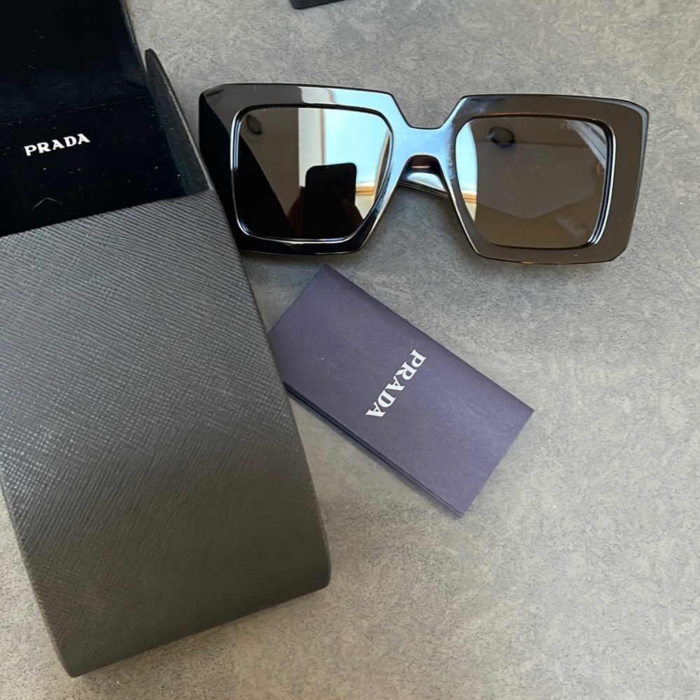 Prada Black Square Sunglasses with Tortoiseshell Arms - Picture 9 of 10